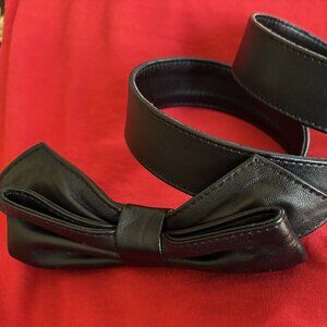 Giuliana Teso - Black Leather Double Hook Bow Belt - 32.5" to 36.5"